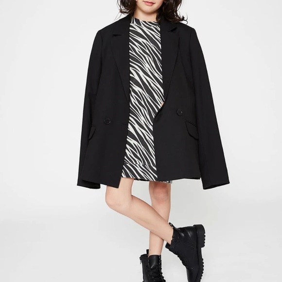 Mini Lucy Dress - Picture 2 of 7